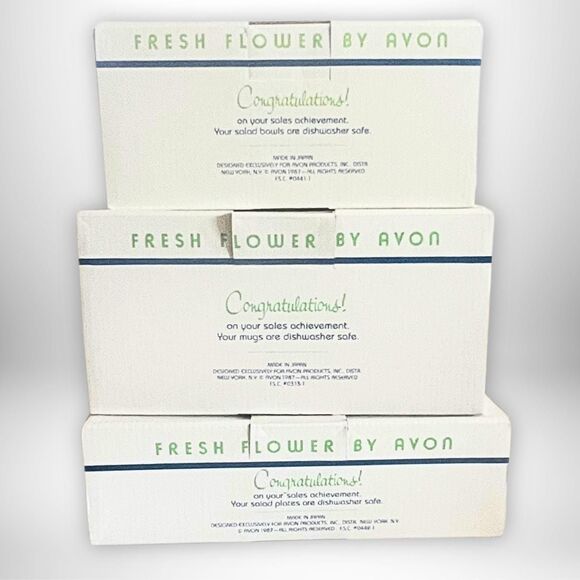 RARE 1987 Set of 4 Fresh Flowers—Mugs, Salad Bowls, Dessert Plates Avon | NIB - Picture 7 of 7